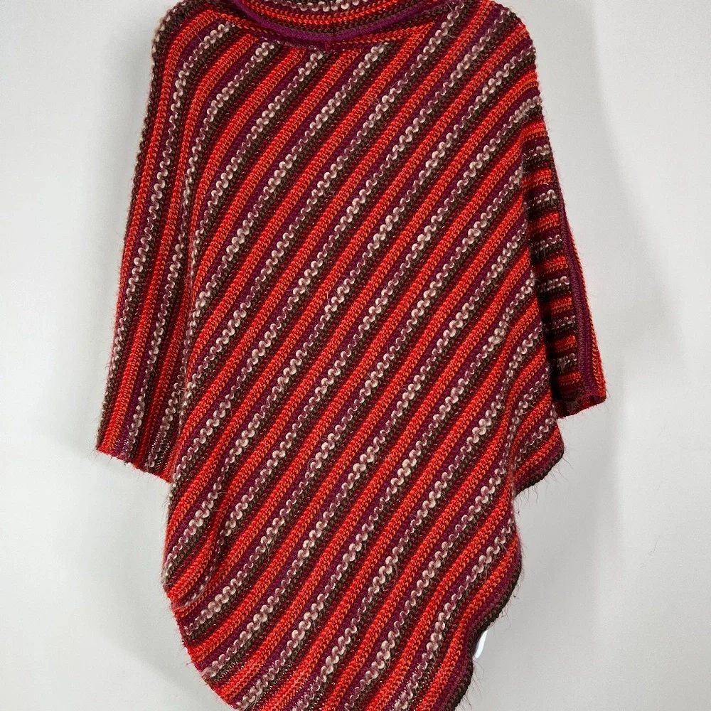 Steve Madden‎ Colorful Soft Pullover Pancho, plum, orange, - Picture 9 of 9
